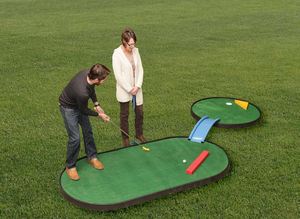 Abco Tech Mini Golfing Man Indoor Golf Kit – Golf Course Backyard Set –  Complete Mini Golf for Home – Easy to Set Up and Play – Lightweight &  Compact