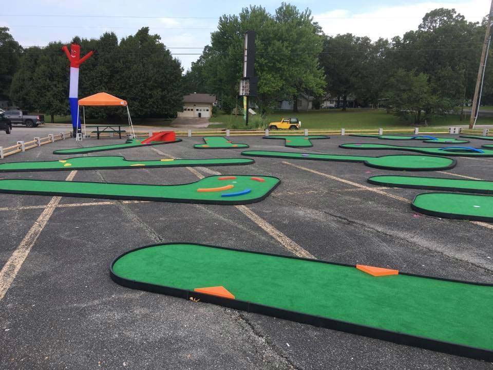 An AnyWhereLinks Jr. course with a variety of hole shapes on this former asphalt parking lot 