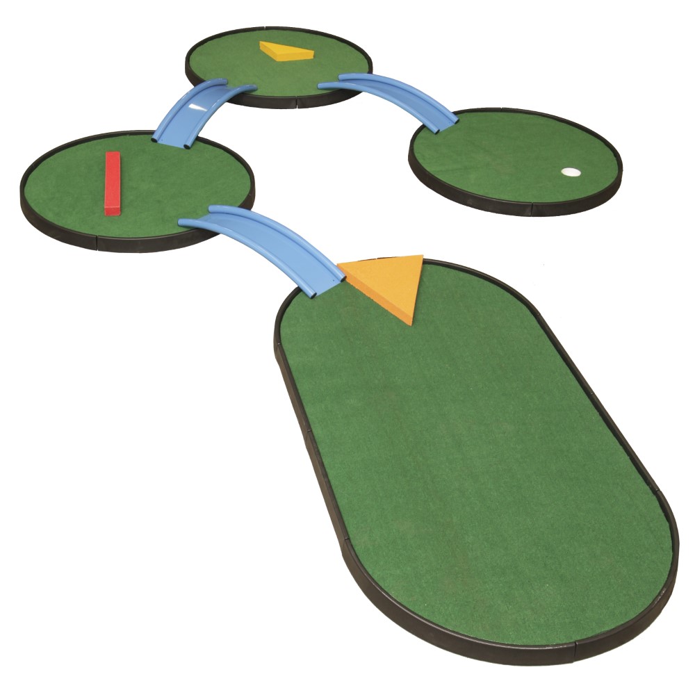 A Little Duffer® hole with blue bridges connecting a fairway in 3 parts before reaching the green
